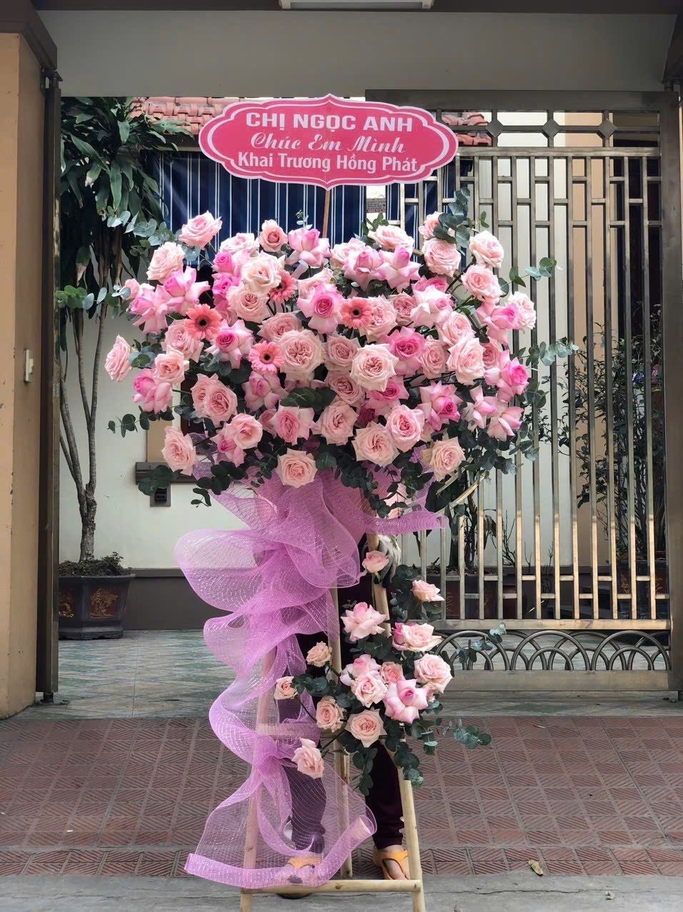 Kệ Hoa Khai Trương 54