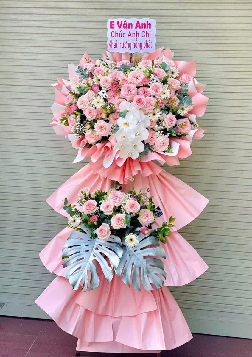 Kệ Hoa Khai Trương 8