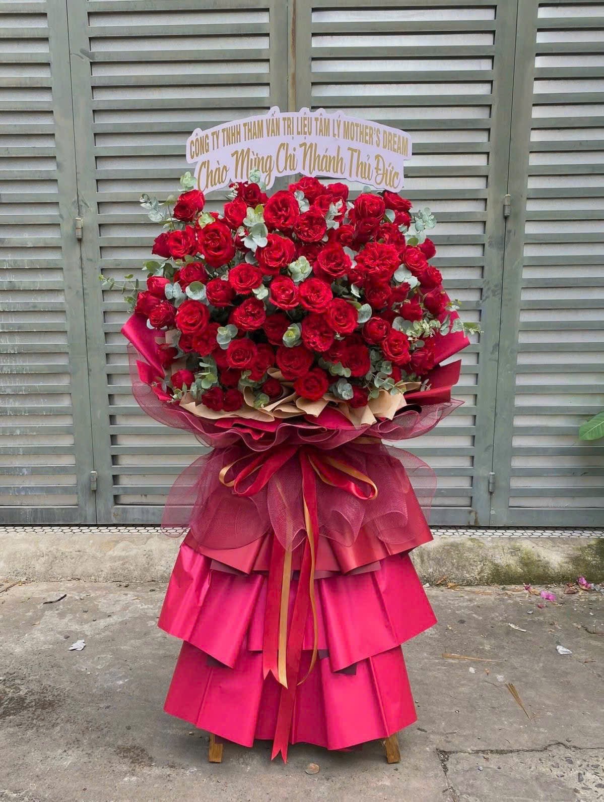 Kệ Hoa Khai Trương 42