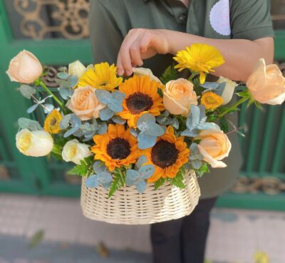 Giỏ Hoa Sớm Mai Tươi Đẹp - BBGH39